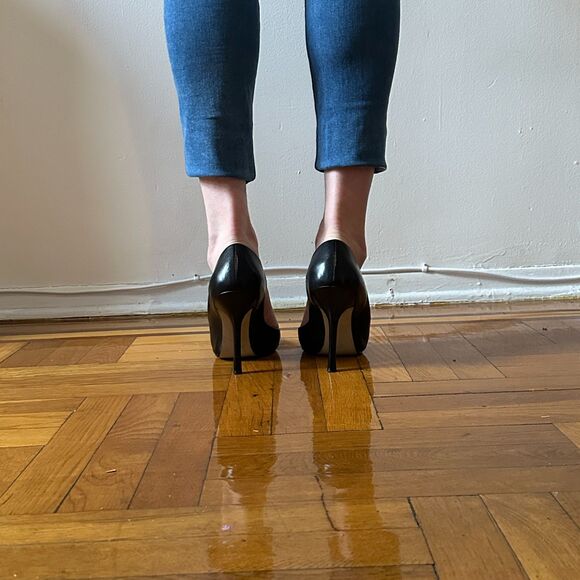 Guess Carrie Black Pump Leather Upper size 11 Well Worn - Picture 3 of 10